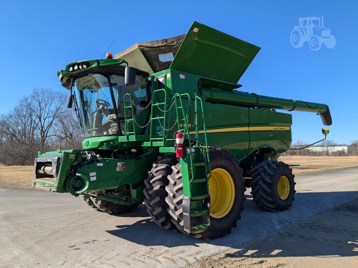 Комбайн John Deere S780 2018 б/у из США — фото 1