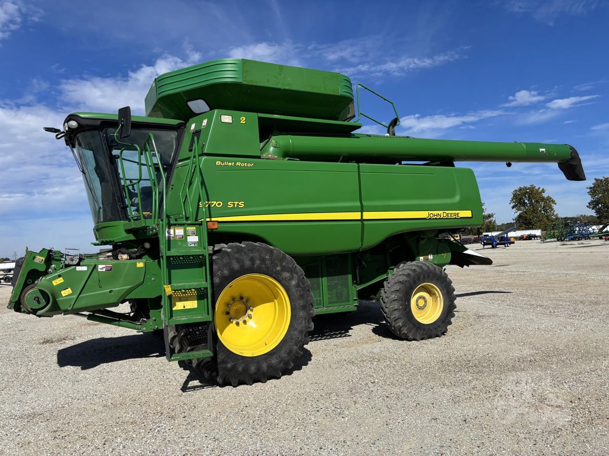 Комбайн John Deere 9770 STS 2009 б/у из США — фото 2