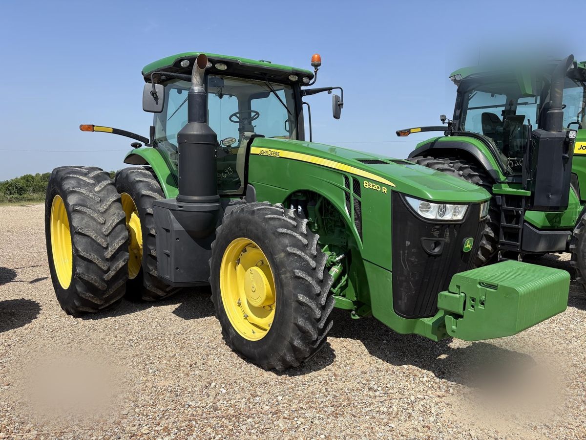 Трактор John Deere 8320R 2016 б/у из США — фото 3
