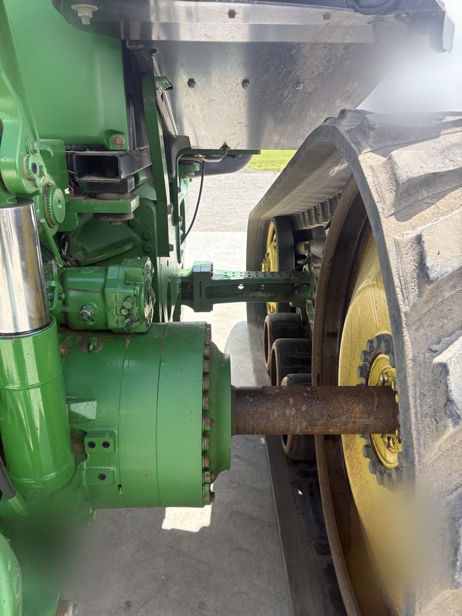 Трактор John Deere 8320RT 2010 б/у из США — фото 3