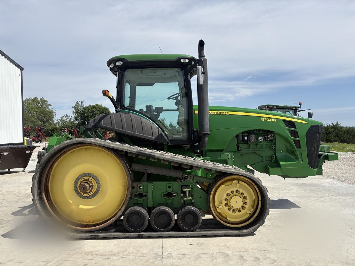 Трактор John Deere 8320RT 2010 б/у из США — фото 5