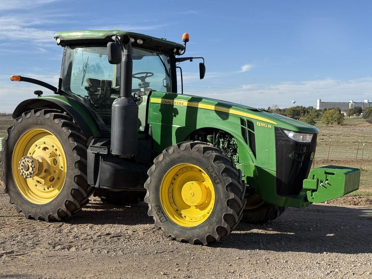 Трактор John Deere 8310R 2011 б/у из США — фото 3