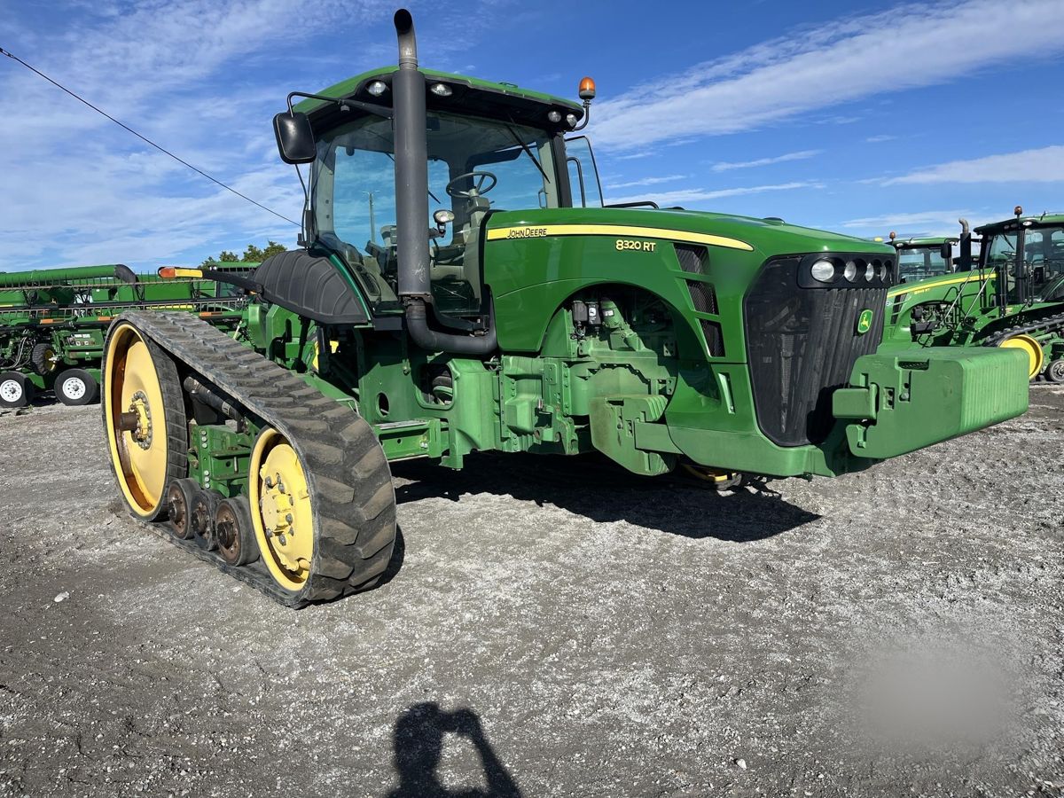 Трактор John Deere 8320RT 2010 б/у из США — фото 1