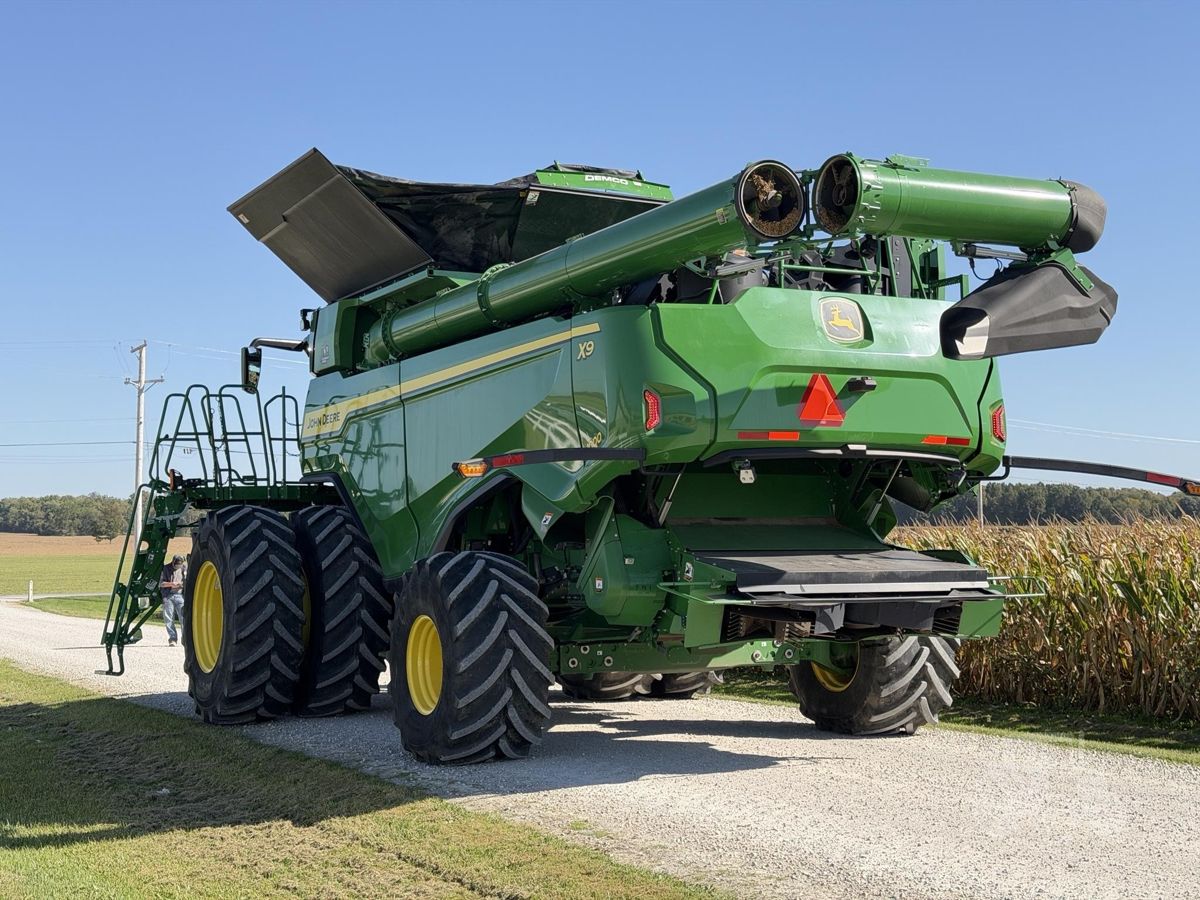 Комбайн John Deere X9 1000 2022 б/у из США — фото 5