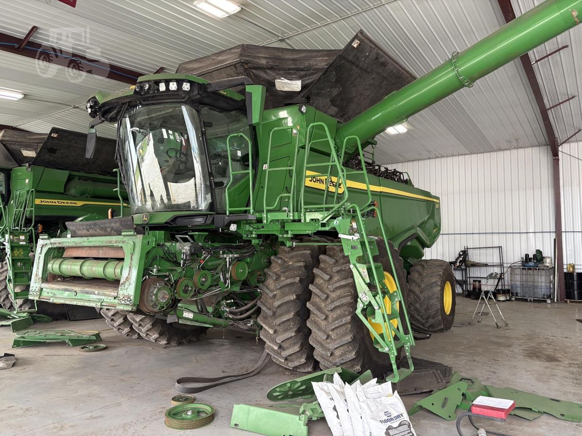 Комбайн John Deere X9 1000 2023 б/у из США — фото 1