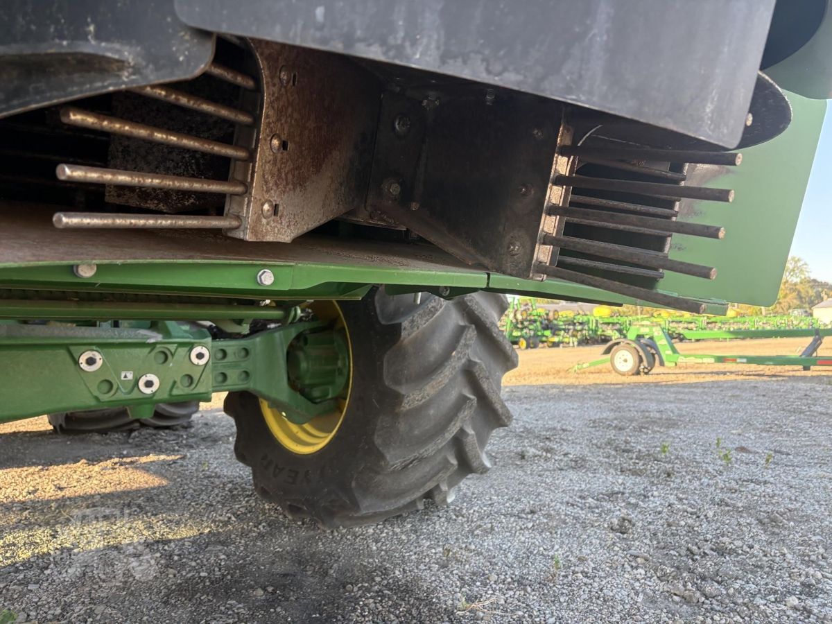 Комбайн John Deere X9 1100 2023 б/у из США — фото 8