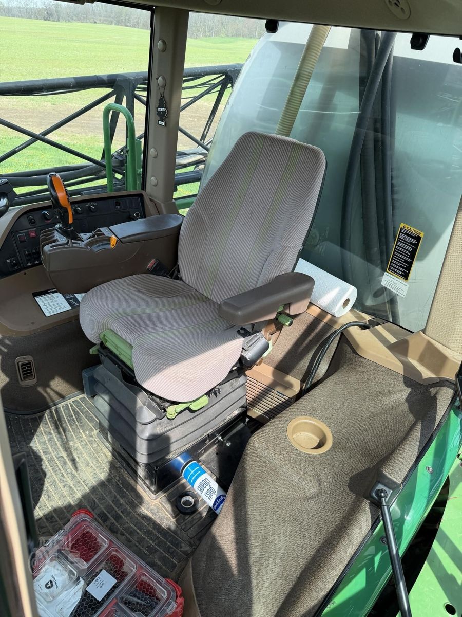 Опрыскиватель John Deere 4830 2007 б/у из США — фото 7