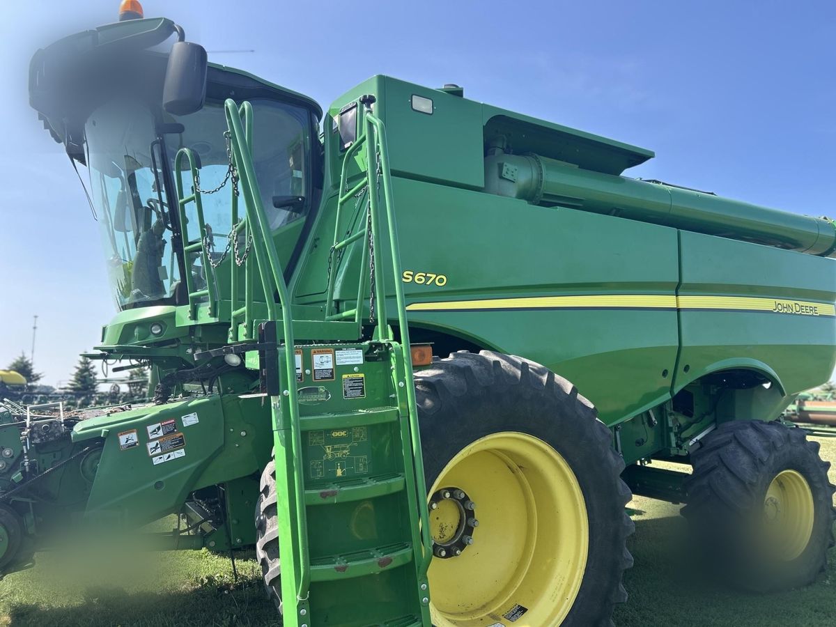Комбайн John Deere S670 2012 б/у из США — фото 2