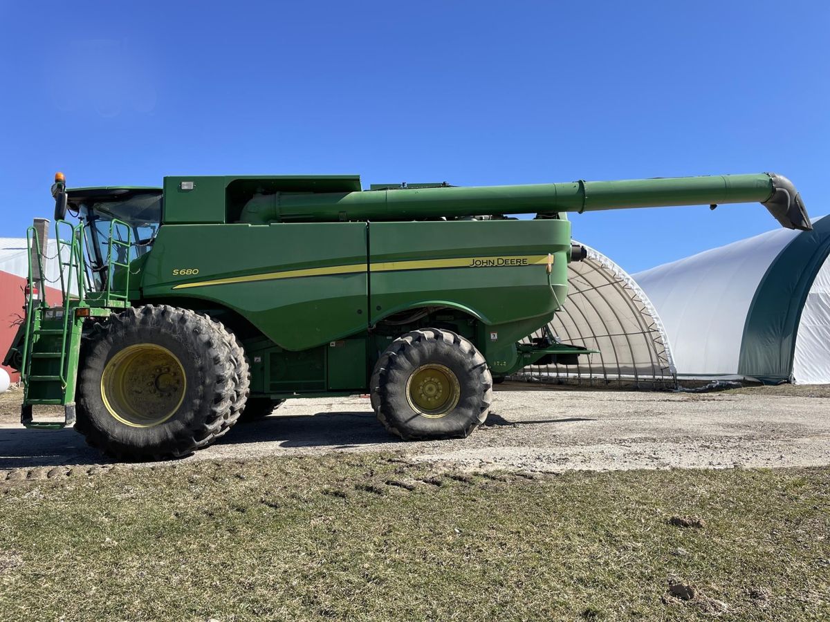 Комбайн John Deere S680 2012 б/у из США — фото 2