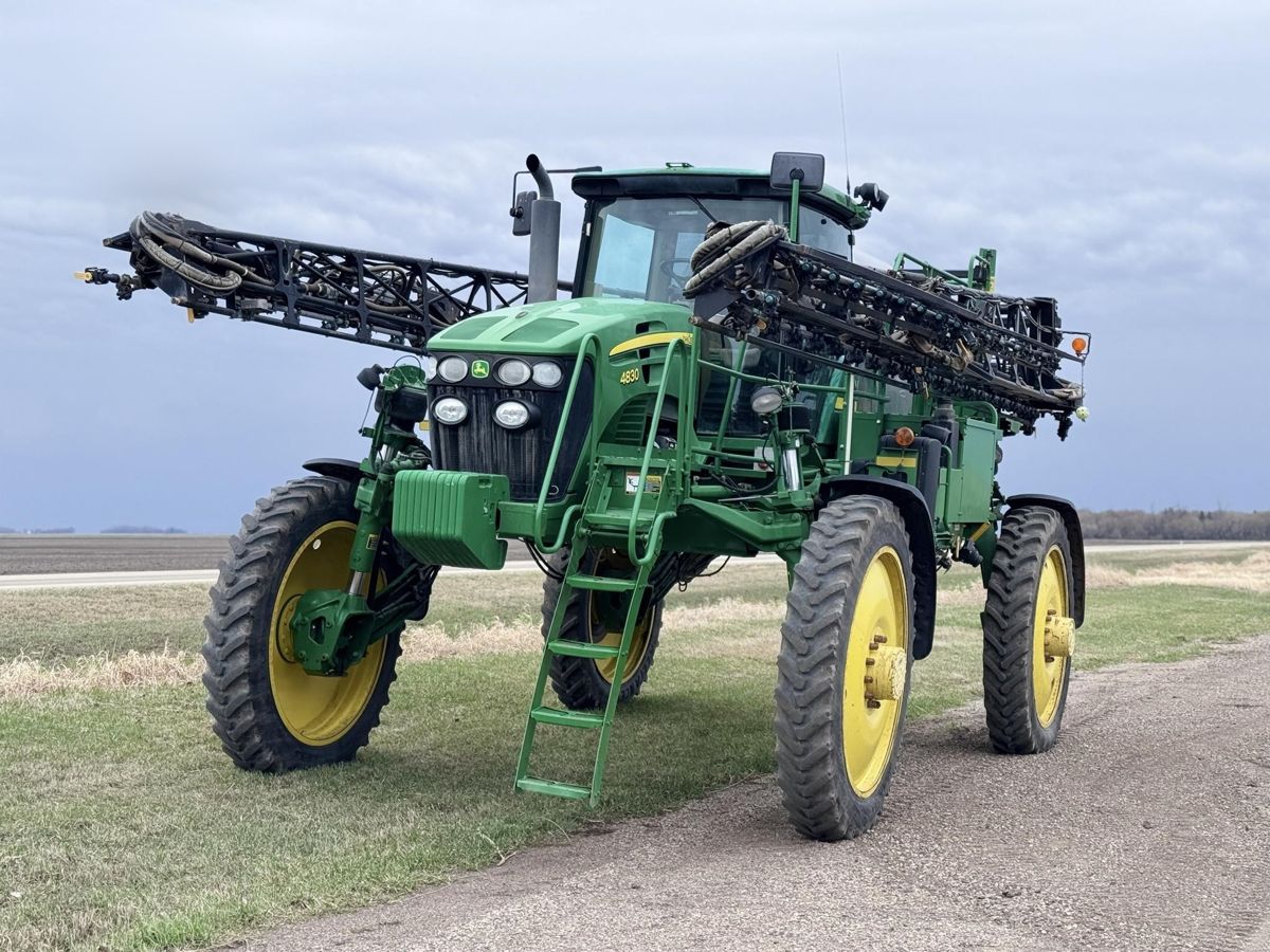 John Deere 4830 2011
