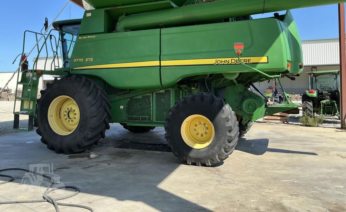 Комбайн John Deere 9770 STS 2009 б/у из США — фото 4