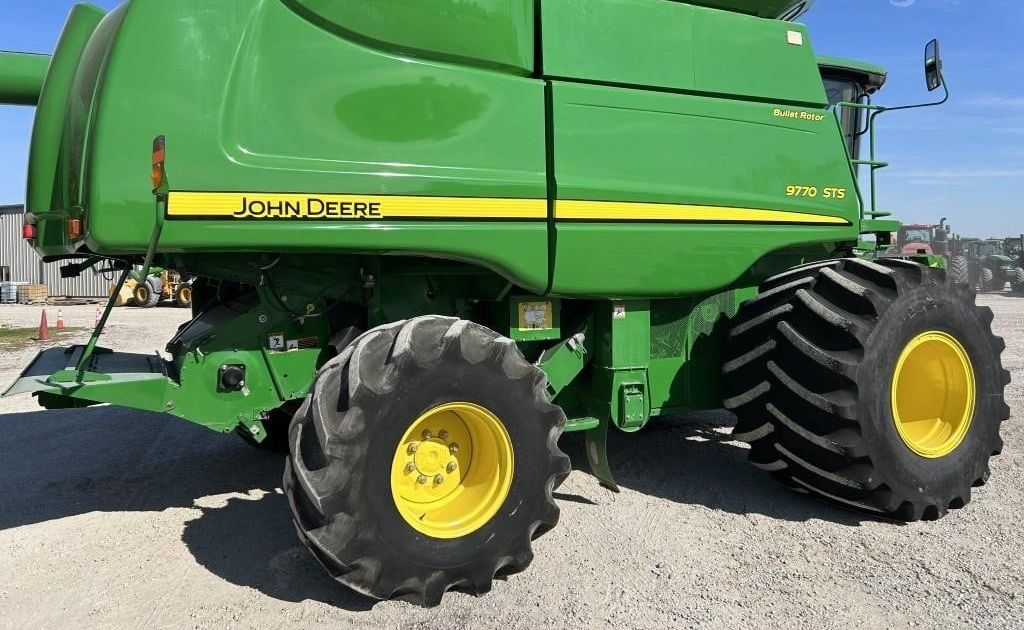 Used John Deere 9770 STS 2009 combine from the USA — photo 5