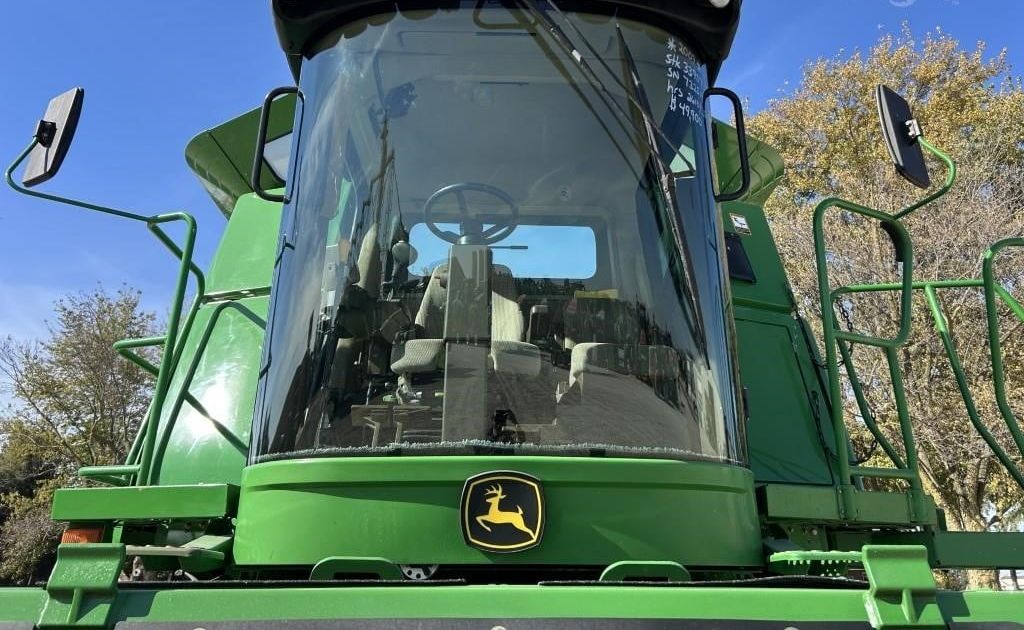 Used John Deere 9770 STS 2009 combine from the USA — photo 8