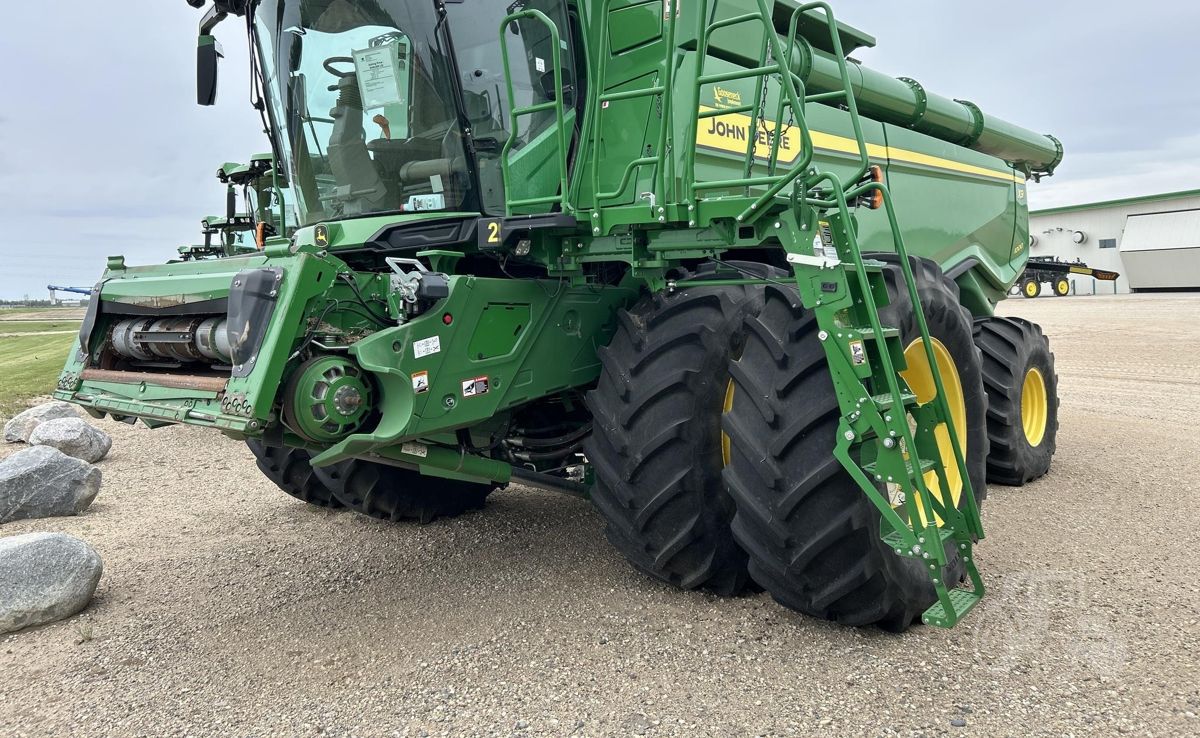Комбайн John Deere X9 1000 2021 б/у из США — фото 1