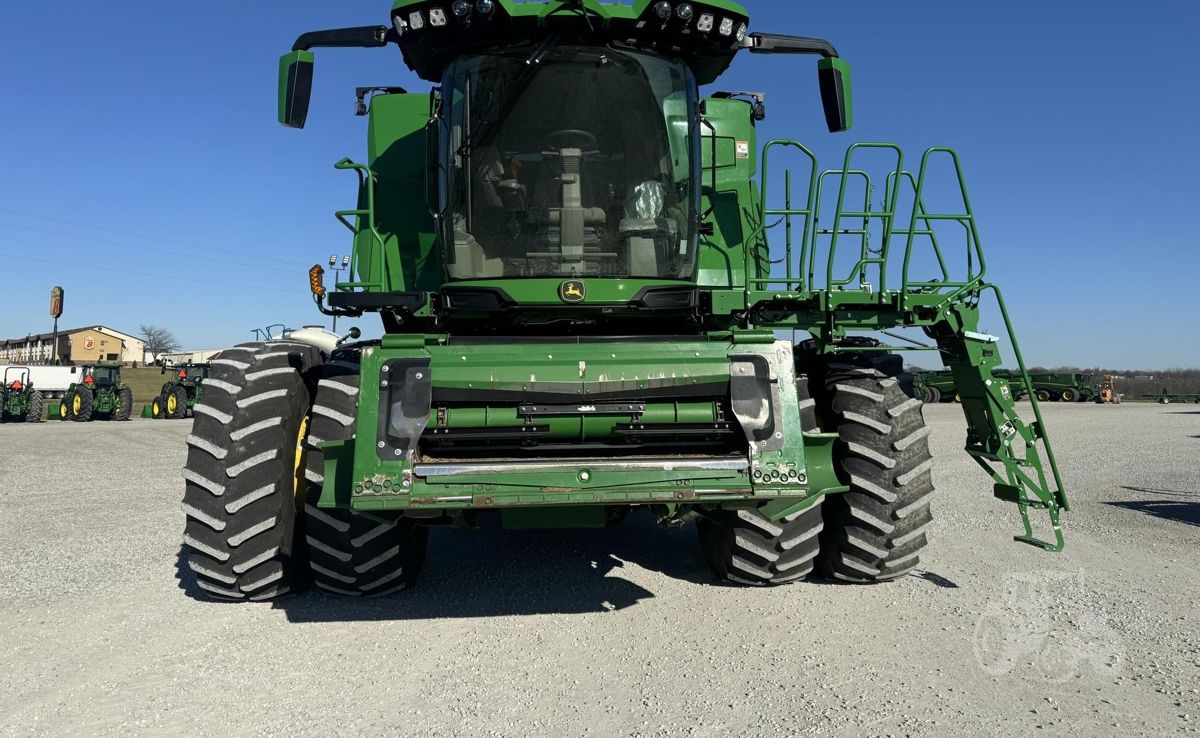 Комбайн John Deere X9 1000 2022 б/у из США — фото 5