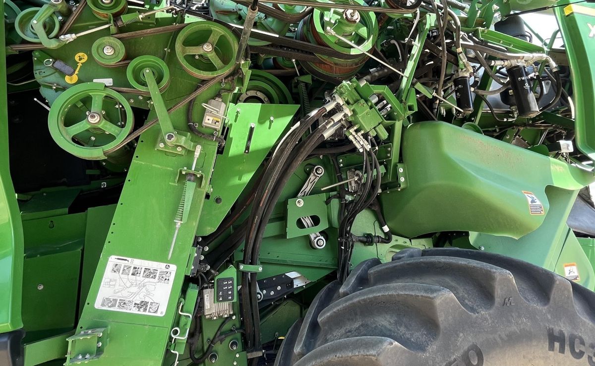 Used John Deere X9 1100 2024 combine from the USA — photo 5