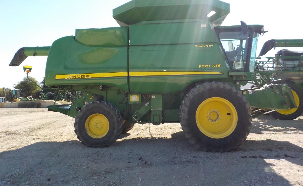 Комбайн John Deere 9770 STS 2008 б/у из США — фото 4