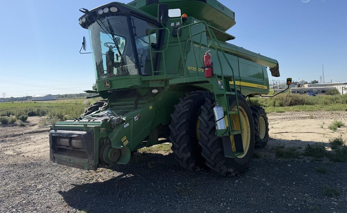 Used John Deere 9770 STS 2010 combine from the USA — photo 2