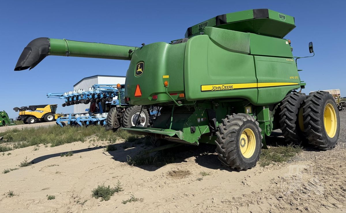 Used John Deere 9770 STS 2010 combine from the USA — photo 4
