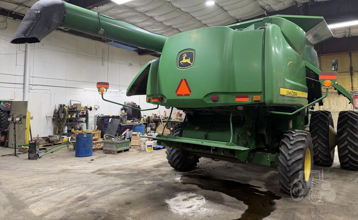 Used John Deere 9770 STS 2008 combine from the USA — photo 3