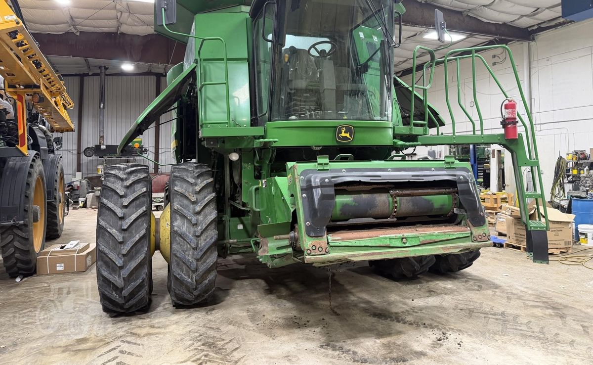 Used John Deere 9770 STS 2008 combine from the USA — photo 5