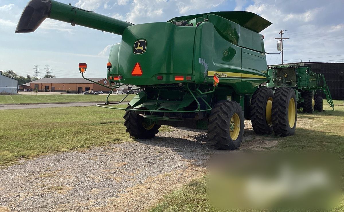Used John Deere 9770 STS 2010 combine from the USA — photo 3