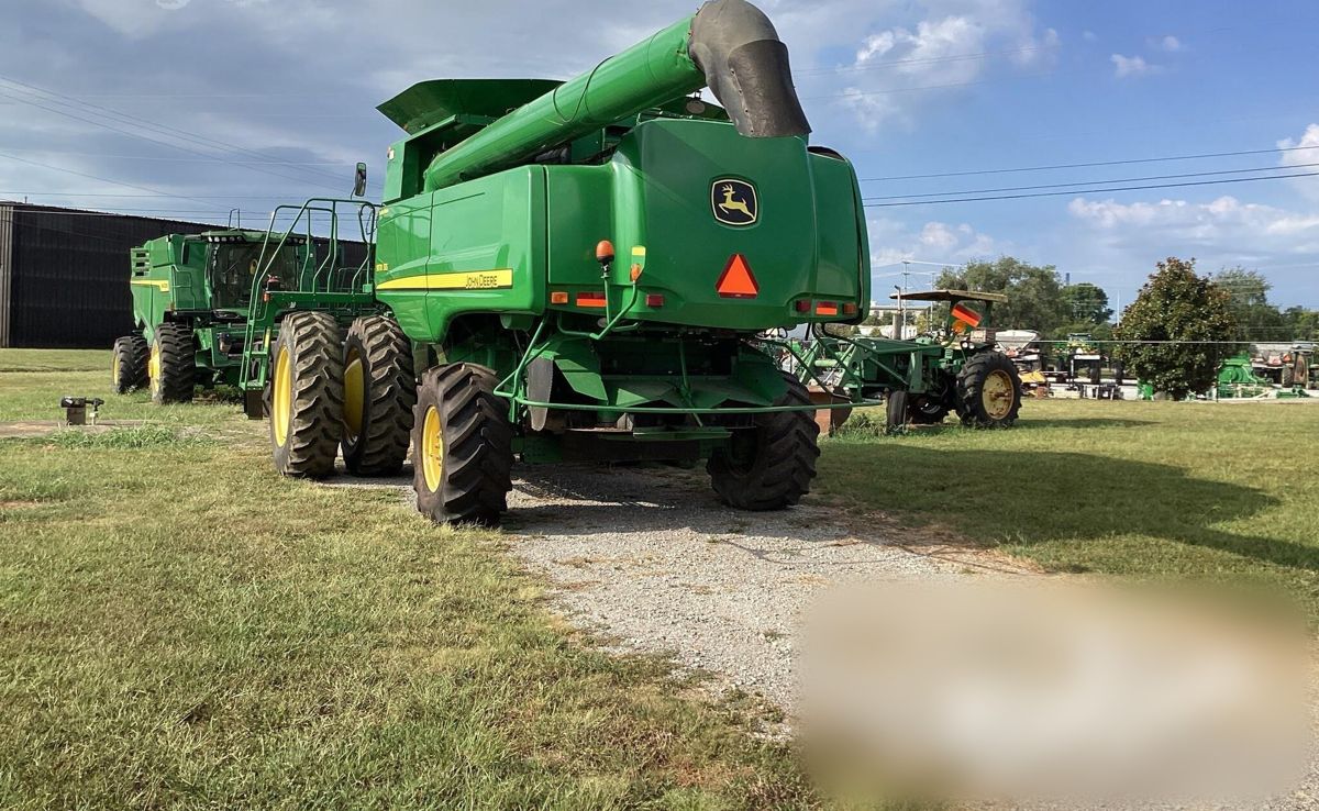 Used John Deere 9770 STS 2010 combine from the USA — photo 4