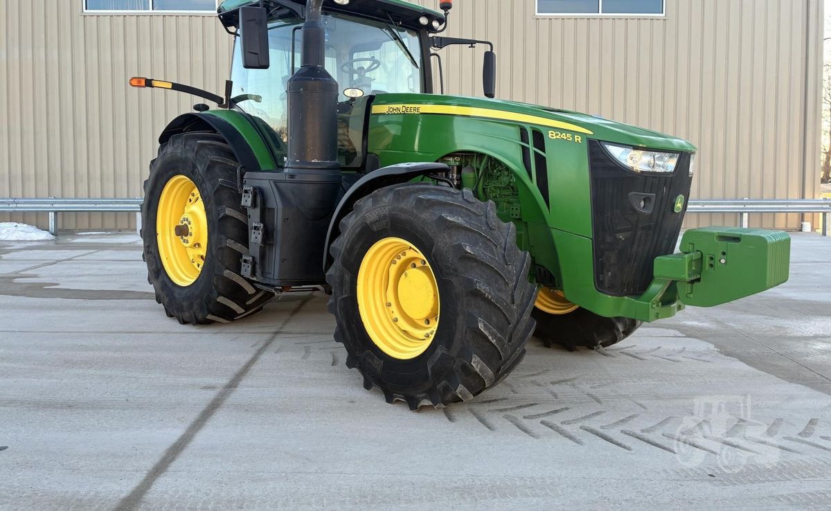 Трактор John Deere 8245R 2018 б/у из США — фото 1