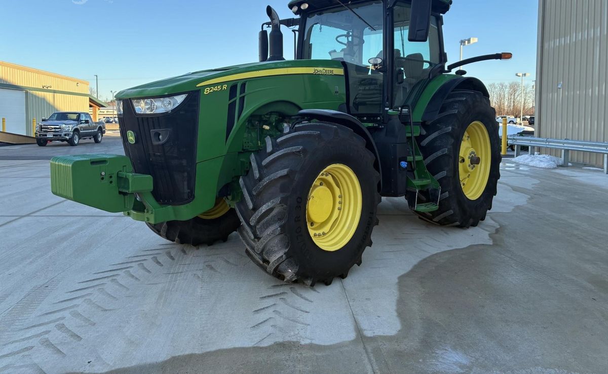 Трактор John Deere 8245R 2018 б/у из США — фото 3