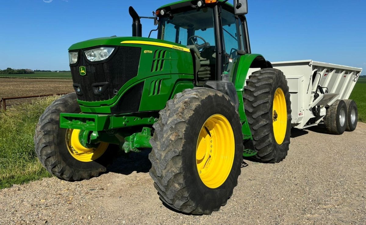 Трактор John Deere 6175M 2017 б/у из США — фото 1