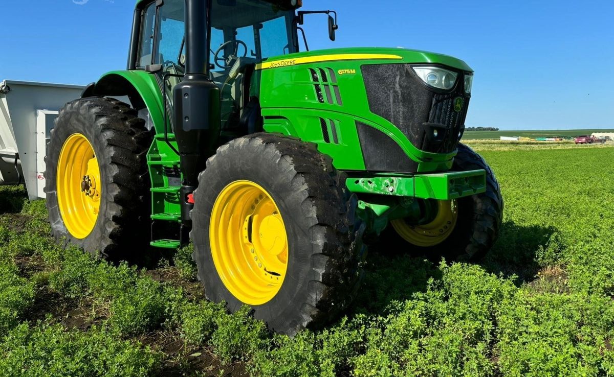 Трактор John Deere 6175M 2017 б/у из США — фото 2