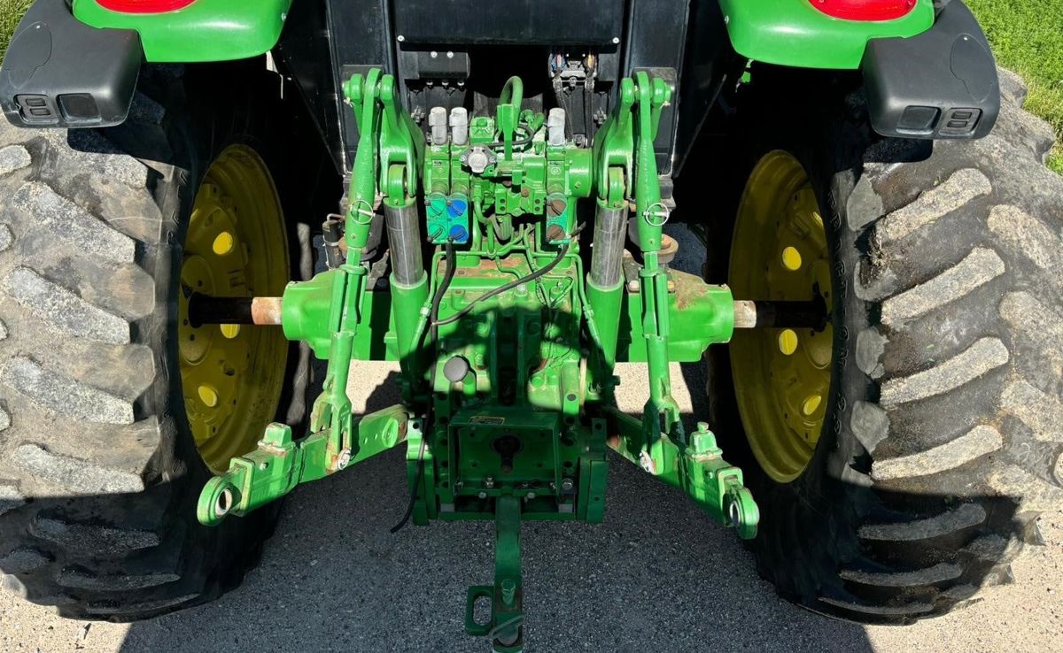 Трактор John Deere 6175M 2017 б/у из США — фото 5