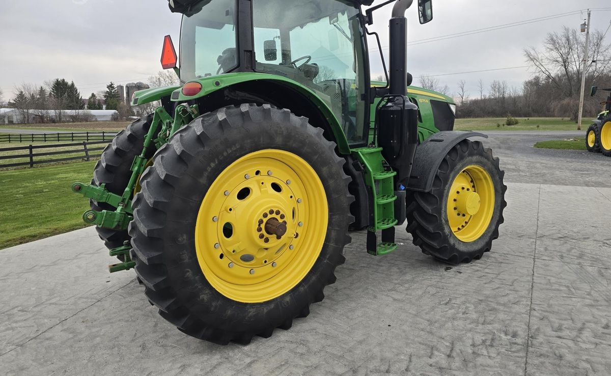 Трактор John Deere 6175R 2016 б/у из США — фото 8