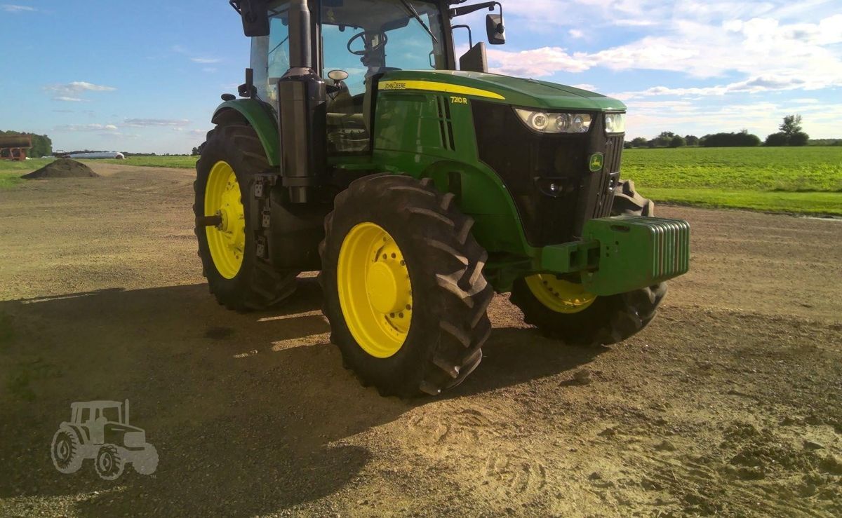 Трактор John Deere 7210R 2016 б/у из США — фото 2