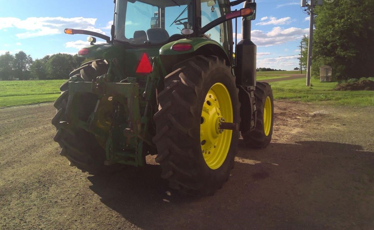 Трактор John Deere 7210R 2016 б/у из США — фото 4