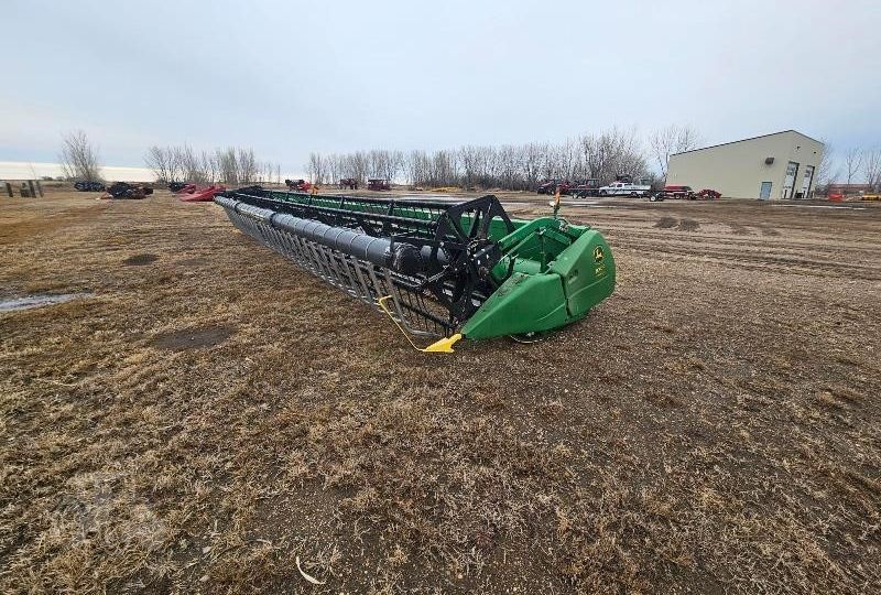 Жатка John Deere 630F 2004 б/у из США — фото 1