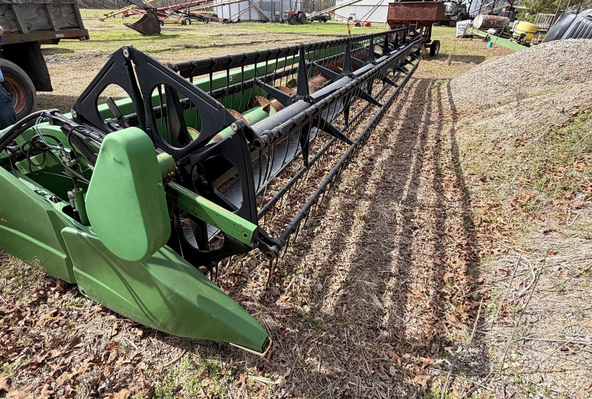 Жатка John Deere 630F 2005 б/у из США — фото 7
