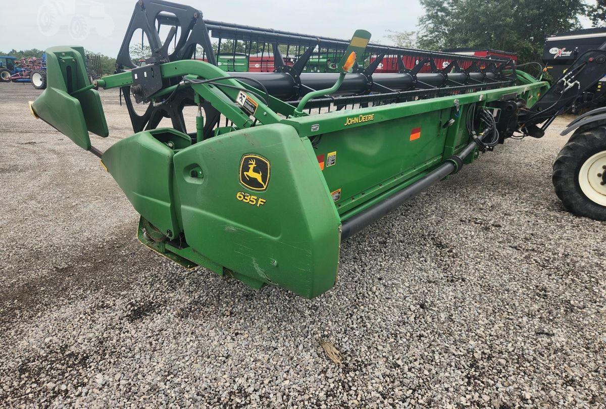 Жатка John Deere 635F 2008 б/у из США — фото 1