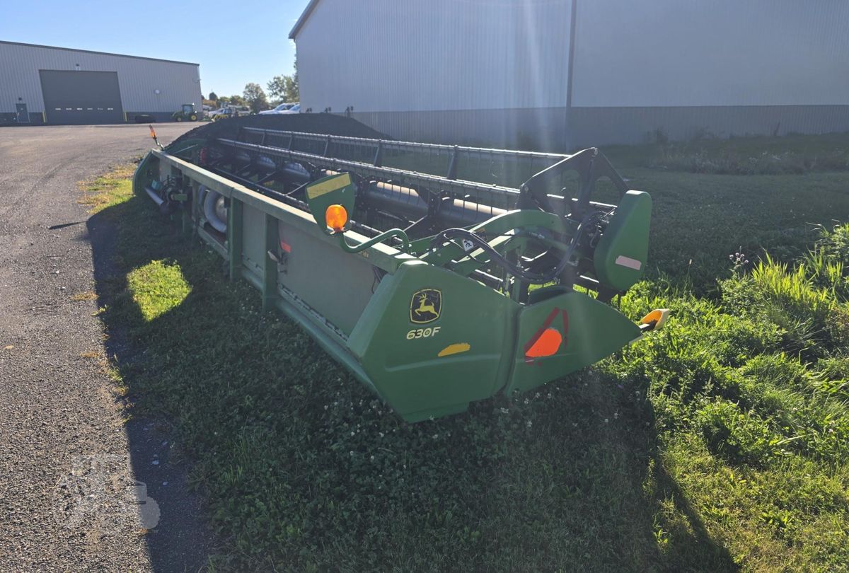 Жатка John Deere 630F 2009 б/у из США — фото 2