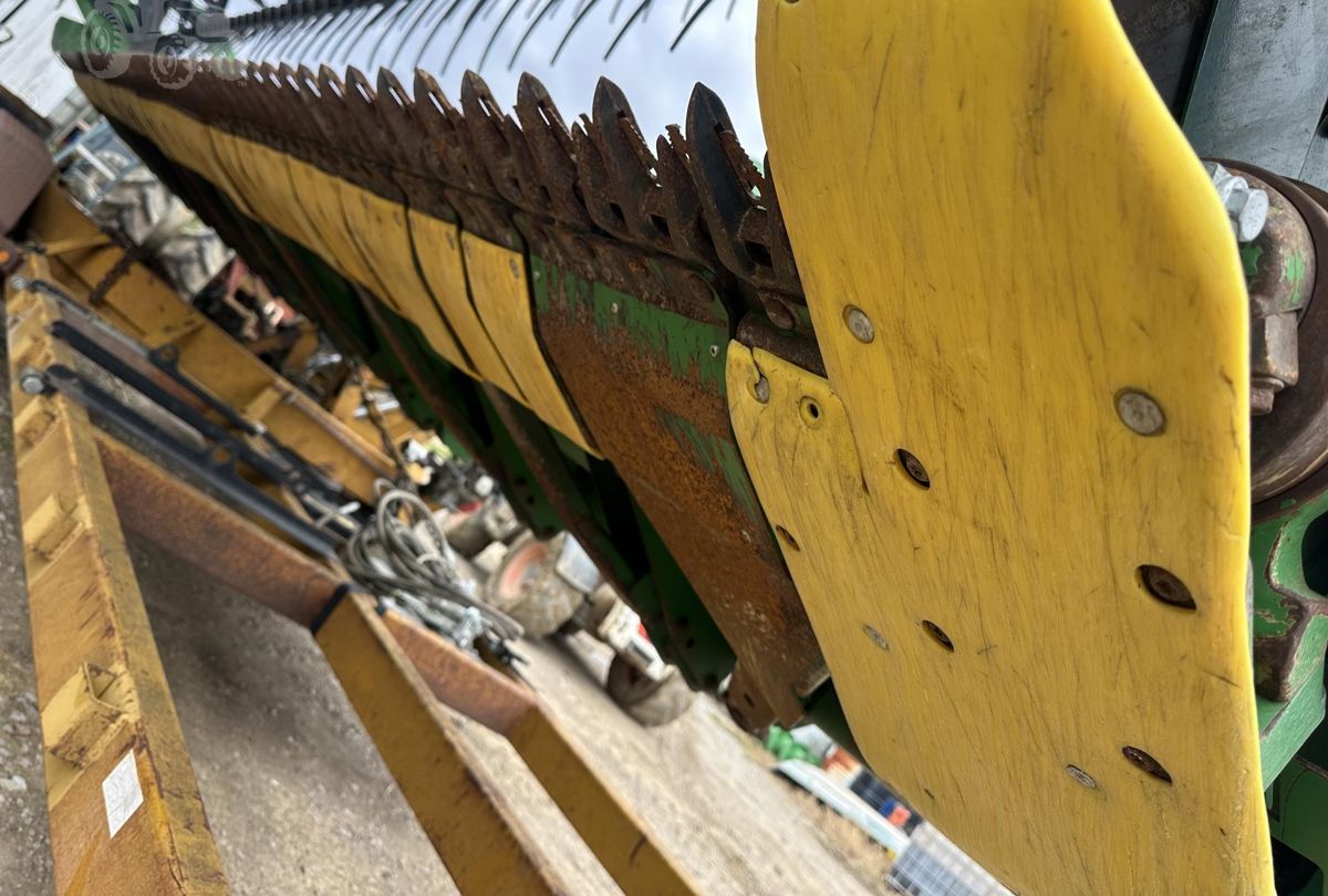Жатка John Deere 630F 2004 б/у из США — фото 3