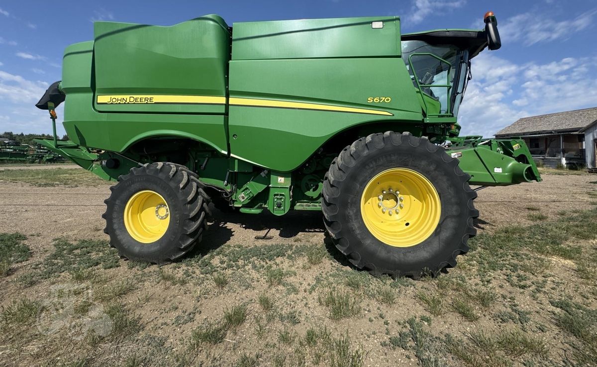 John Deere S670 2014