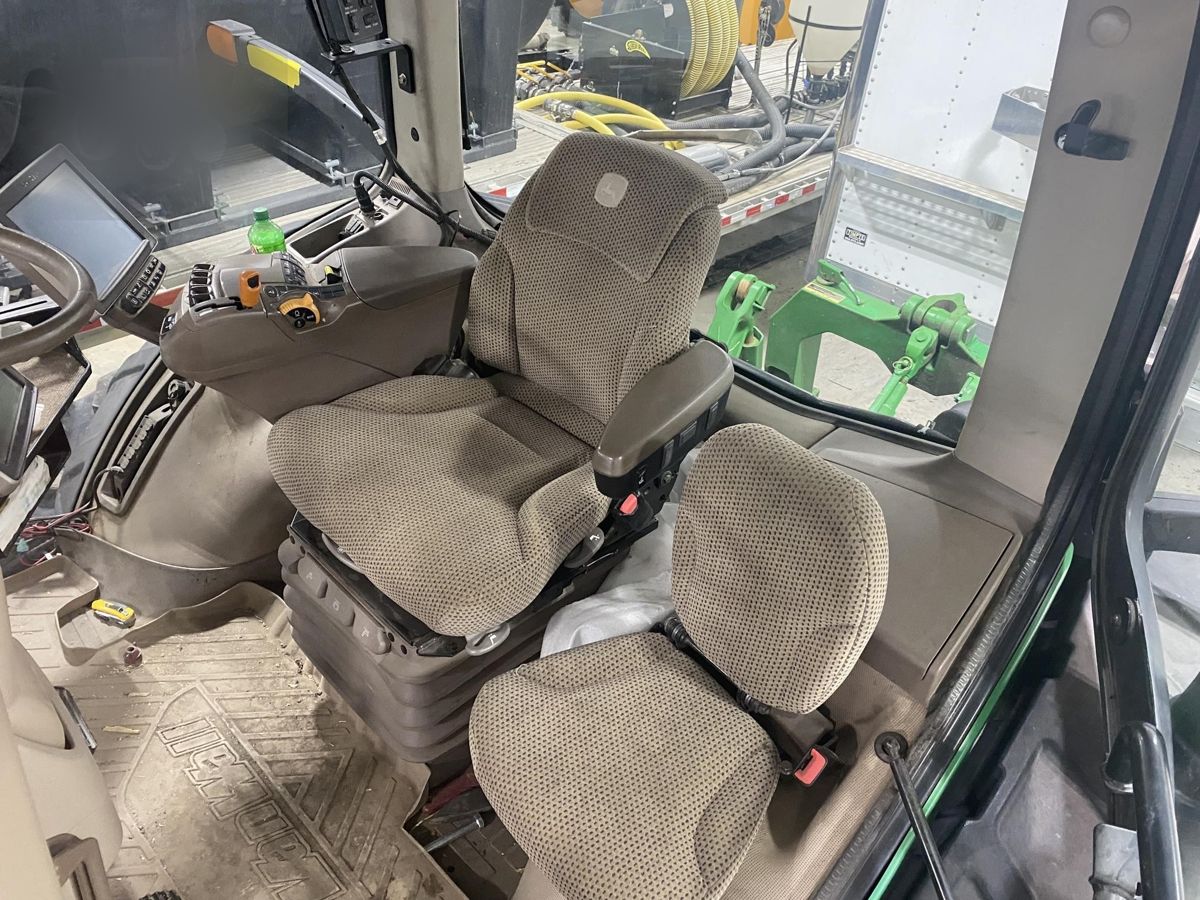 Used John Deere 8370RT 2014 tractor from the USA — photo 37