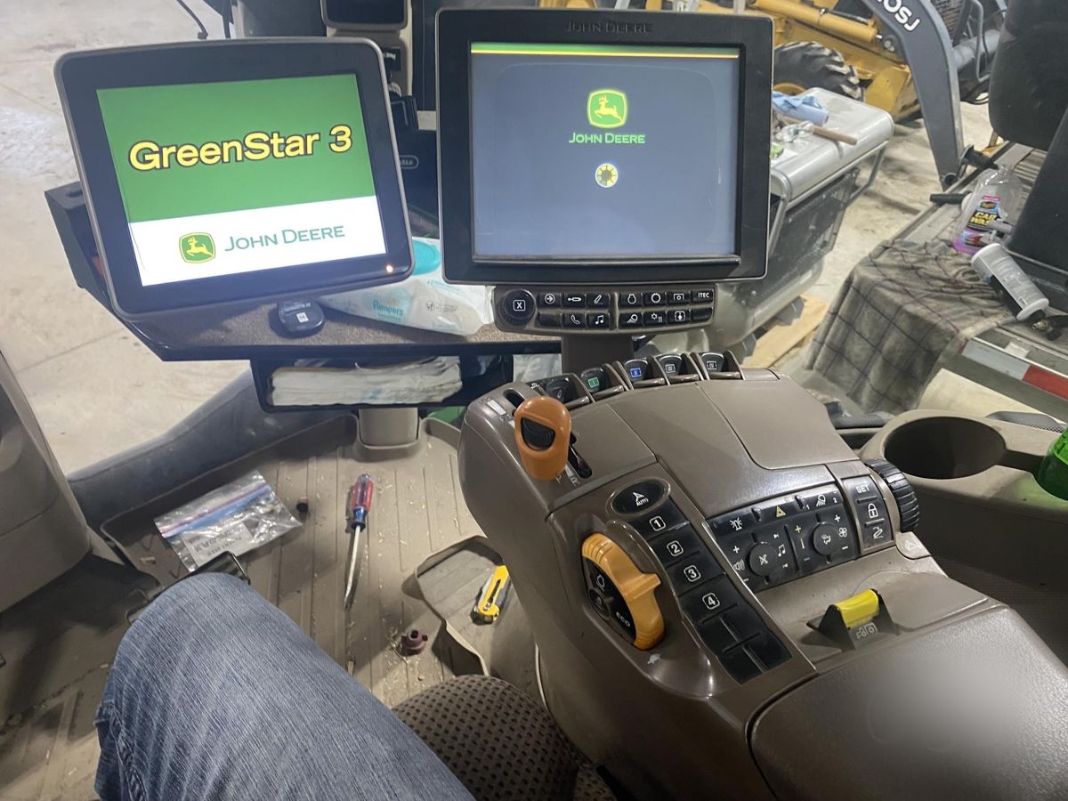Used John Deere 8370RT 2014 tractor from the USA — photo 40