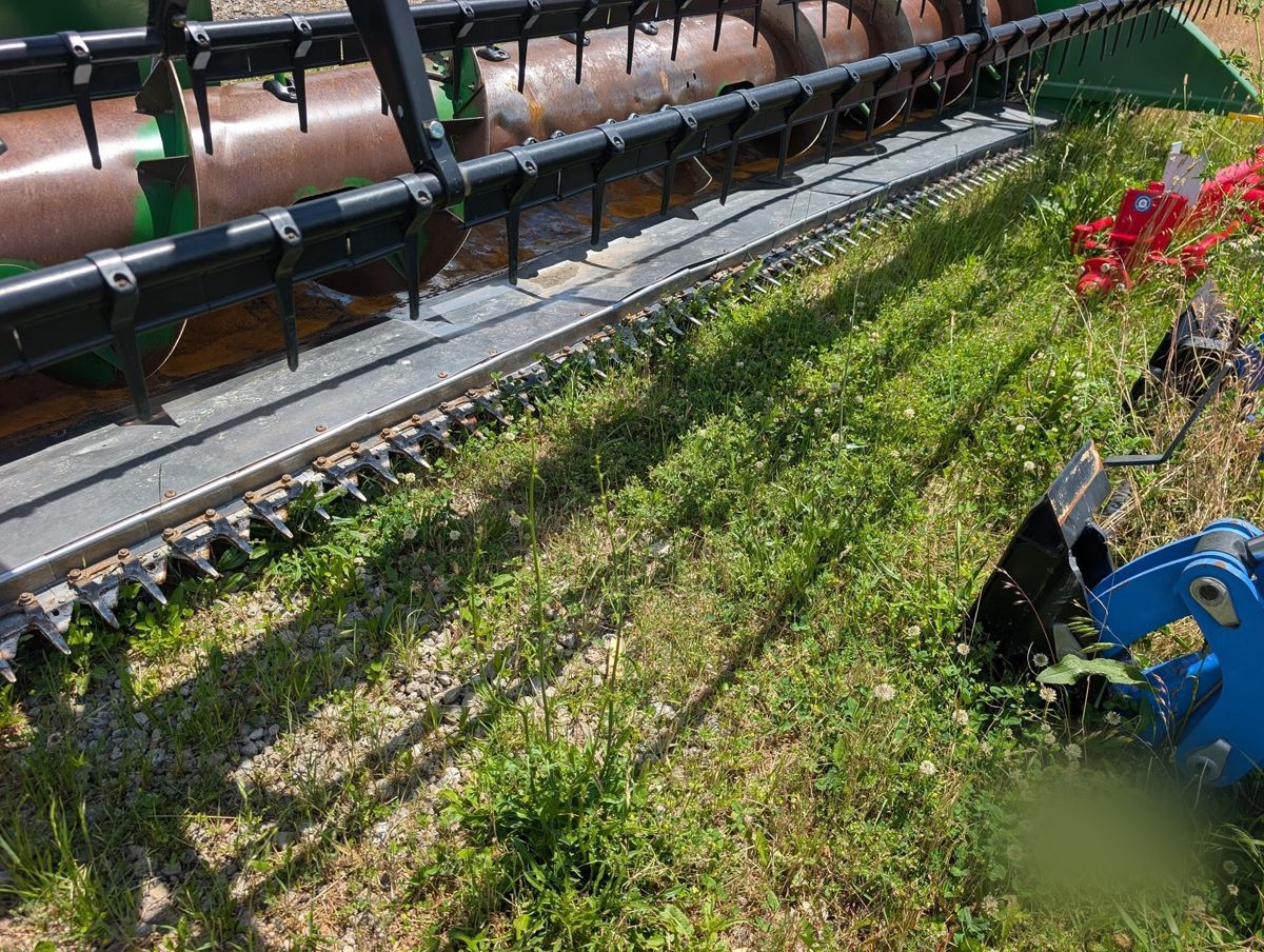 Жатка John Deere 620F 2004 б/у из США — фото 2