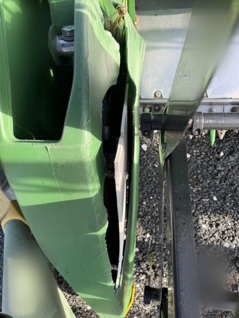 Жатка John Deere 620F 2004 б/у из США — фото 4