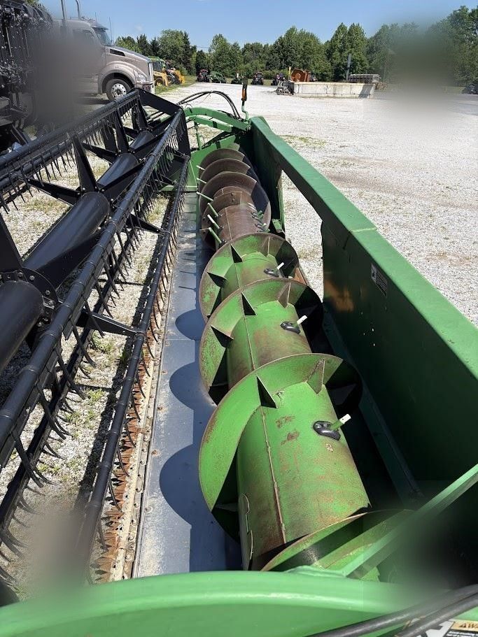 Жатка John Deere 620F 2004 б/у из США — фото 5