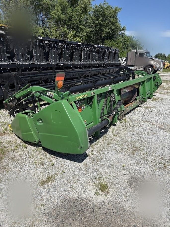 Жатка John Deere 620F 2004 б/у из США — фото 6