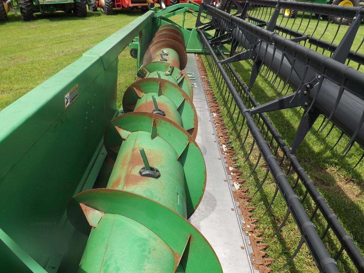 Жатка John Deere 620F 2004 б/у из США — фото 3