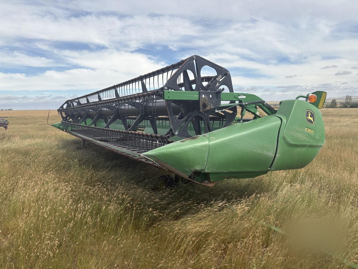 Жатка John Deere 635D 2010 б/у из США — фото 1