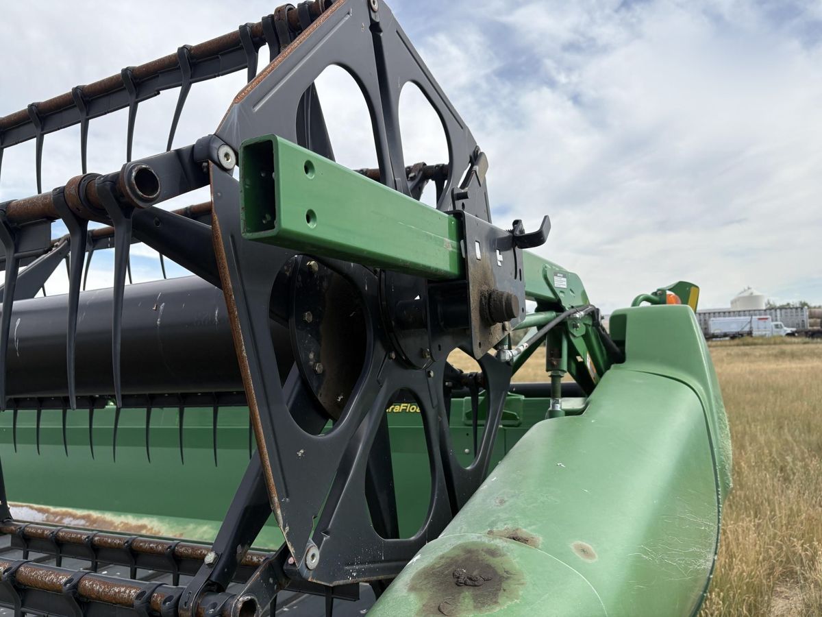 Жатка John Deere 635D 2010 б/у из США — фото 14